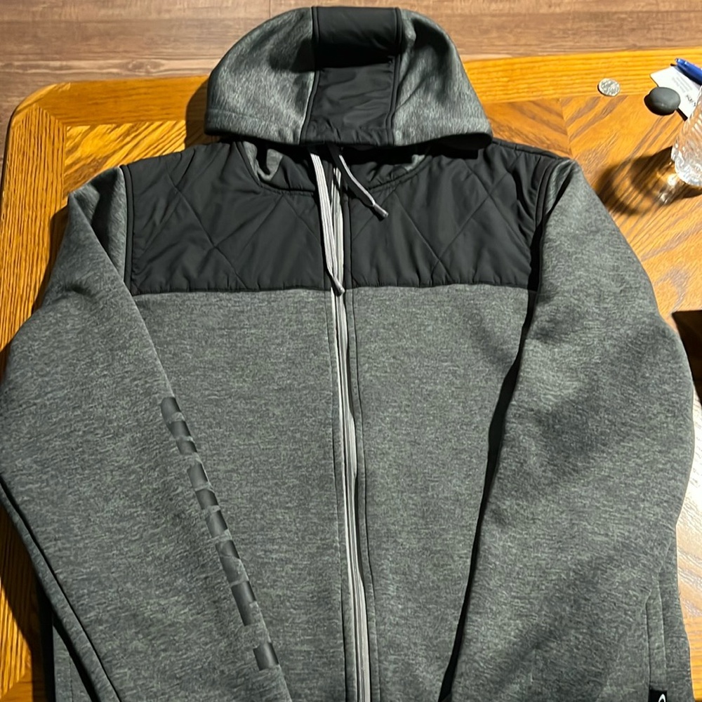 Oakley Zip Up